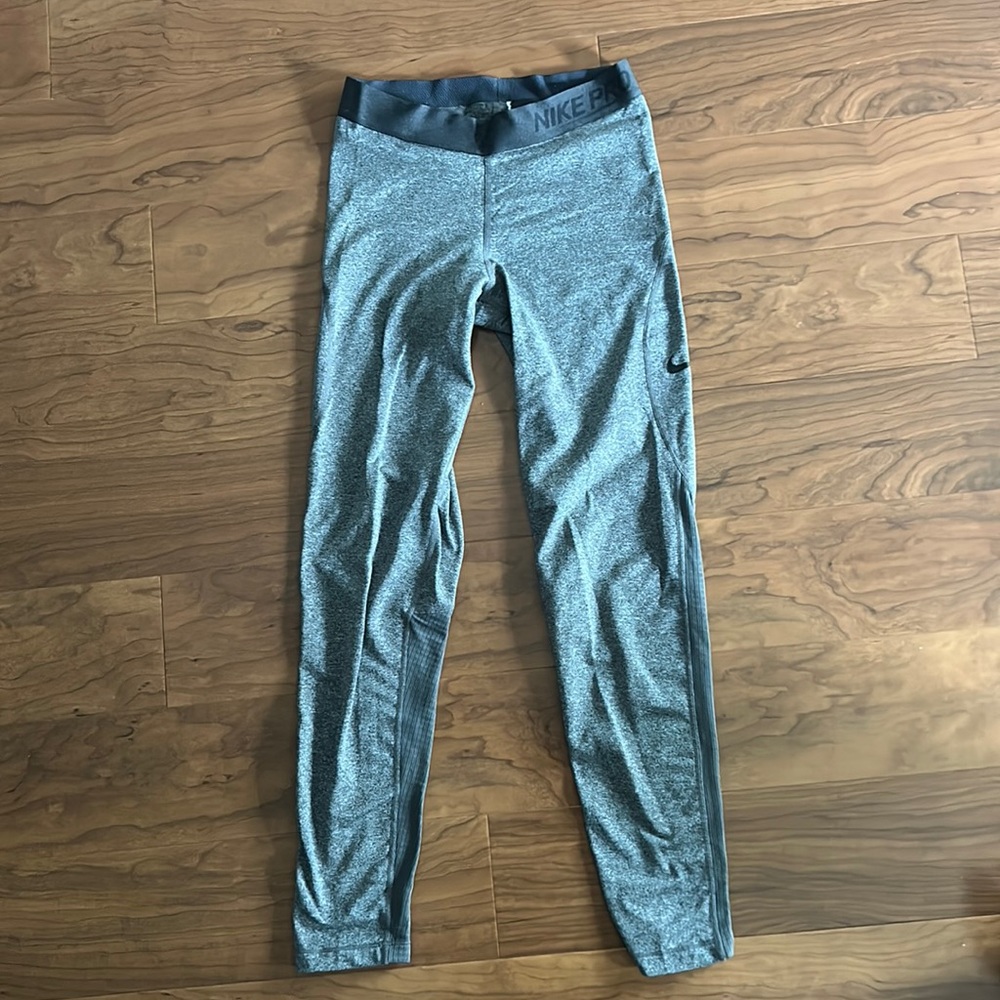 Nike Pro 3/4 leggings